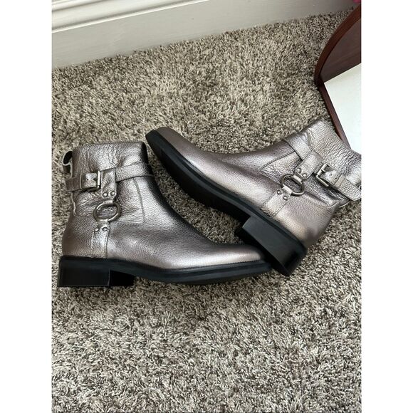 Anthropologie Bernardo Tyra Moto Boot Buckle Zip Grey Metallic Leather Size 8.5 - Picture 3 of 7
